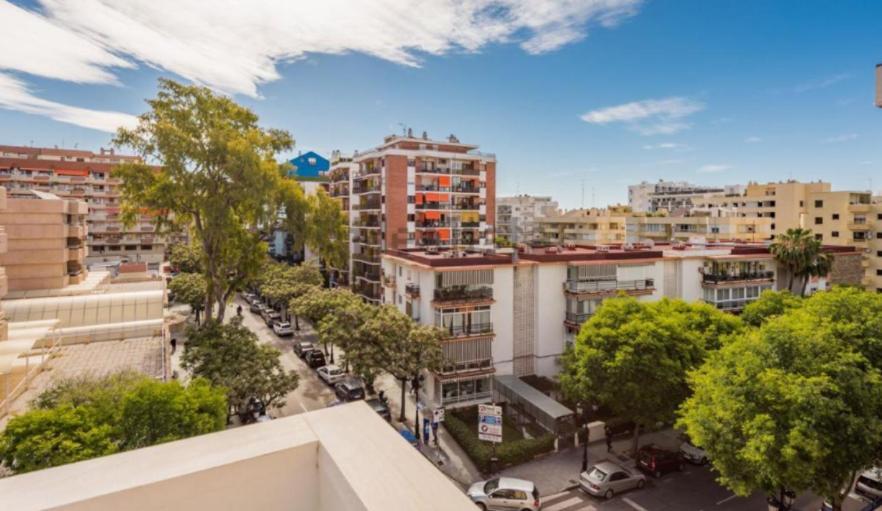 Stylish 3 Bedroom Penthouse In Marbella Centre With Large Pool Close To The Beach エクステリア 写真