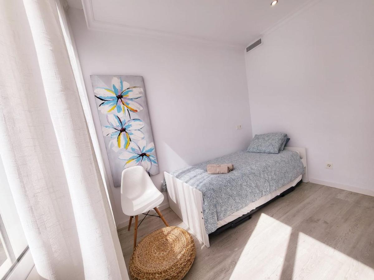 Stylish 3 Bedroom Penthouse In Marbella Centre With Large Pool Close To The Beach エクステリア 写真